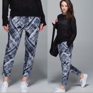 lululemon Heat Wave Jet Crop Drawstring Pants